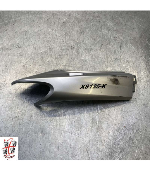 Flanc de selle Droit SYM XS 125 - 2011