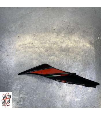 Flanc de selle Droit APRILIA TUONO 1100 - 2017 à 2020