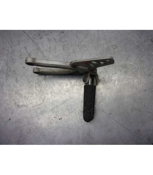 Repose-pied Avant Gauche Pour Yamaha XZ 550 (11U) - Années 82-85 - Occasion