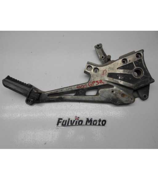 Platine Repose-pied Droit Complet Pour Kawasaki 750 ZR7 S 2004 - Pièce D'occasion