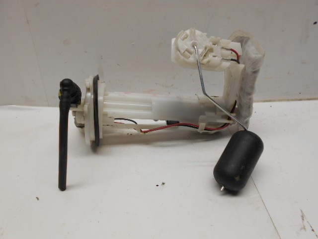 Pompe à Essence électrique Pour Moto - Compatible PCX125, PCX150, SPACY, Fi LEAD 125i, Références 16700-KWN-711 / 16700-KZL-931