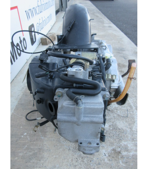 Moteur PEUGEOT TWEET 125 2017 Occasion Fulvio Moto Sport moteur-peugeot-tweet-125-2017-occasion-fulvio-moto-sport