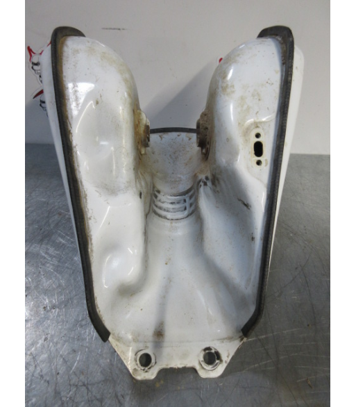Plaque fixation arrière de réservoir pour Suzuki 600 DR - 650 DR - SN41A - SP41A