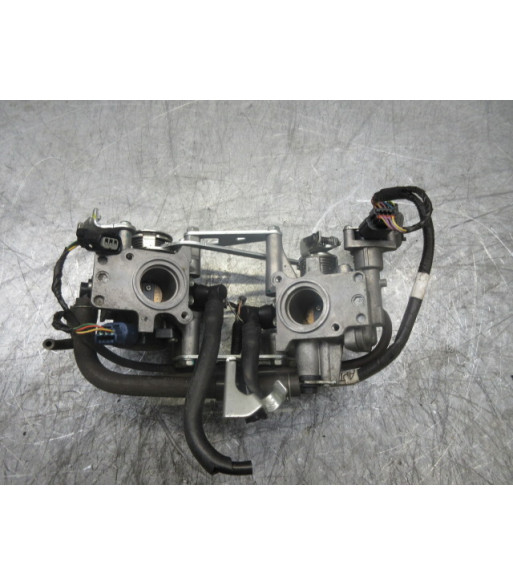 Rampe d'injection HONDA VARADERO 125 - 2014