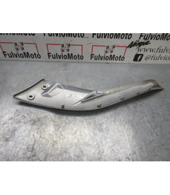 Flanc de selle Droit YAMAHA X-MAX 125 - 2010